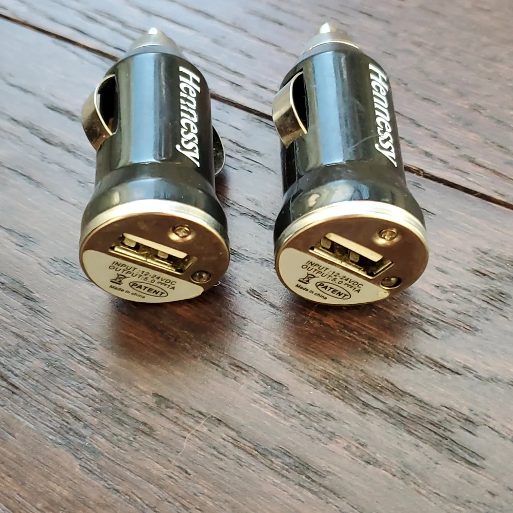 Hennessy USB car plug